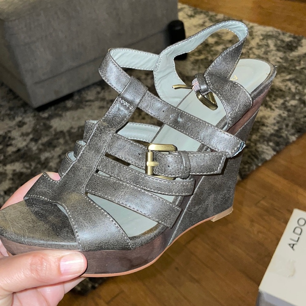Wedges - Picture 3 of 3